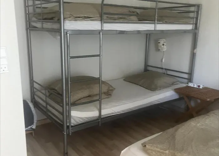 Апартаменты Filskov Гриннстед